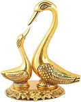 CraftVatika Pair of Kissing Duck Decorative Showpiece Metal Swan Set Statue for Home Table Office Desk Decoration-Gift for him her Couple Anniversary Birthday Valentine, 5x4.5x3 in, Gold (1) swan