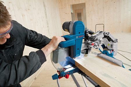 Bosch 12" Mitre Saw 240V – Sliding Compound, Precision Cutting