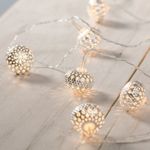 Lights4fun Indoor Silver Moroccan Ball Fairy String Lights Battery Operated 10 Warm White LEDs 1.35m