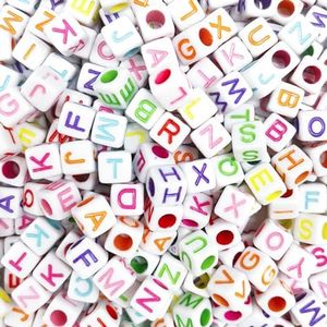 LLMSIX 500pcs Acrylic Square Letter Beads Colorful Alphabet Beads Cute Beads Number Beads A-Z Cute Loose Beads with 26 FT Elastic String for Jewellery Making, Bracelets, Necklaces, DIY (6mm)