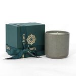 Llum Black Oud Scented Candle | Organic Soy Wax 40 hr Home Fragrance, Aromatherapy | Elegant Gift Set | Premium Perfume Grade Scents | 200g, Pack of 1 |