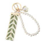 Faux Pearl Ribbon Keychain for Women Cute Faux Pearl Chain Leaf Pattern Key Chain for Purse Bags Charms Pearl-Shell Pendant Keychains Gifts for Teen Girls Accessories for Car Keys