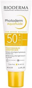 PHOTODERM MAX Aquafluide SPF 50+ 40ml |Très haute protection quotidienne anti-brillance – Plaisir et facilité d'application | Convient à toutes les peaux mêmes mixtes à grasses
