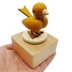 LILYXIN Cute Little Bird Mini Music Box, Little Animals Wooden Mechanical Music Box, The Music Box Gift That Sings by My Side, Best Gift for Boy Girl Friends Singing Music Gift Box