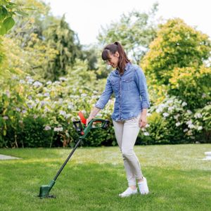 Bosch 18V Cordless Grass Trimmer – EasyGrassCut Lightweight