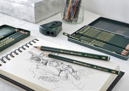 Faber-Castell 9000 Art Pencil Set – 12 Graphite Drawing Pencils