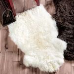 ARTISTIC DECOR Baby Sheepskin Rug Genuine Sheep Skin Rug Lambskin Sheep Wool Fur 1.5ft X 2.5ft (45 cm x 76 cm) Single Pelt Sheep Rug, Soft & Fluffy, Eco-Friendly (Baby Ivory/White)