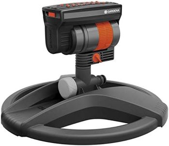 Gardena Viereckregner ZoomMaxx-Aktion: Variabler Sprinkler für unterschiedlichste Anforderungen und Flächen von 9 - 216 m², Reichweite 3 - 18 m, Sprengweite 3 - 12 m, mit Standfuß (8128-20), Modern