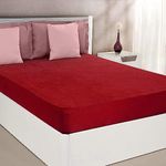 Amazon Brand - Solimo Mattress Protector, Durable, Elastic Fit, Washable (Queen; 72 x 60 x 10; Polyester; Maroon)