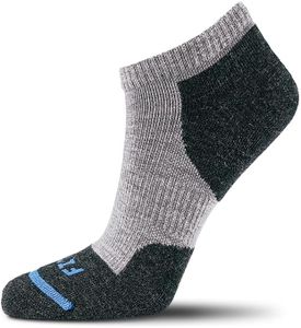 FITS Light Runner, Low Cut Sock for Men and Women, Made with Merino Wool, Breathable, Lightweight, Whole Foot Comfort, Athletic Performance Sock, Light Grey, Small