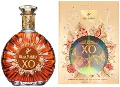 Remy Martin XO Cognac Fine Champagne | 2025 Limited Edition | The Heart of Cognac Collection | Golden Gift Box & Collector's Decanter | 70cl