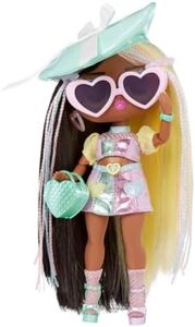 L.O.L. Surprise! Tweens Series 4 - Muñeca de Moda Darcy Blush - Descubre 15 Sorpresas y Accesorios Fabulosos - Regalo para Niños a Partir de 4 Años