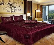 ManavRachit Satin Gold Printed 310 TC Wedding Bedding Set (Bedsheet with 2 Pillow Covers & 1 AC Comforter) for Home & Living Room(Set of 4pc, Jaal Print) (Maroon)