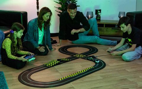 Scalextric Batman vs Joker Slot Car Racing Set – Includes Track & Cars