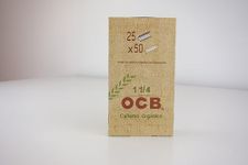 OCB Organic Hemp Rolling Papers 1 1/4 (44mm x 77mm) - 25 packs of 50 papers