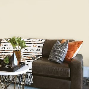 Johnstone's Matt Paint, Antique Cream – 2.5L Interior Emulsion