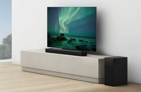 LG S75Q 3.1 Channel Bluetooth Soundbar – Wireless Subwoofer