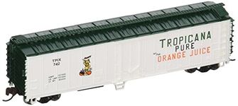 Bachmann Industries ACF 50' Steel Reefer Tropicana Car, White/Green, N Scale