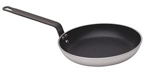 MasterClass Non-Stick Frying Pan, Round Aluminium Frypan, Heavy Duty Oven Safe Pan, Ultra Double-Layer Non Stick and Superior Heat Distibution, 24cm(9.5")