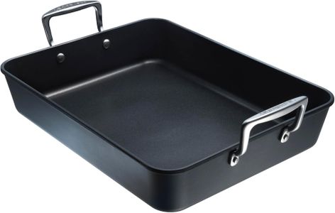 Le Creuset Non-Stick Roaster 35cm – Easy Release Bakeware
