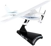 Daron Worldwide Trading Postage Stamp PS5603-2 Cessna 172 SkyHawk 1:87 Diecast Display Model, White