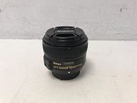 NIKON AF-S Nikkor 50mm f / 1.8G Lens