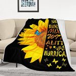 Soft Cozy Sunflower Throw Blanket Gift for Mother Women Friends, 50x60 Inches Blooming Sunflower Decor Mom Blanket for Best Friends Couch Bed Sofa Bedroom Blanket