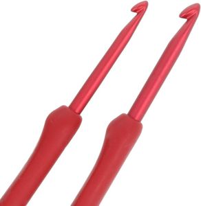 Tulip Etimo Red Crochet Hook – Ergonomic Soft Grip