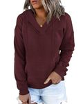 WNEEDU Waffle Hoodies for Women Side Slits Loose Pullover Tops with Pockets Stacked Collar Long Sleeve Shirt Tops 2024 Wine Red S