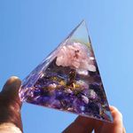Orgone Pyramid Tree of Life Rose Quartz Amethyst Chakra Orgonite Pyramids Healing Crystal Emf Protection Energy Generator For Meditation Yoga Anxiety Sleep Abundance Success Positive Energy