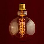 William & Watson Globe Edison Large Light Bulb Industrial 95mm Round Shape with Spiral Filament. 40W E27 ES Screw Fitting with Amber Glass 2200K (Large 95mm Width) (Pack of 1)