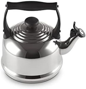 Le Creuset Traditional Stove-Top Kettle with Whistle, Stainless Steel, Capacity: 2.1 L, Mirror Polish, 92000100000100