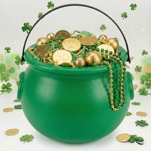 PMU 8" St. Patrick's Day Green Cauldron, Mardi Gras, Halloween, St. Patrick's Day Pot of Gold Bucket Party Decoration Supply Accessory (1/pkg)