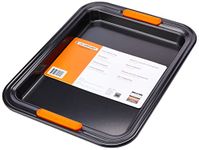 Le Creuset Non-Stick Carbon Steel Small Rectangular Baking Tray, 32.2 x 24 x 2.58 cm, Matte Black, 46078320010000