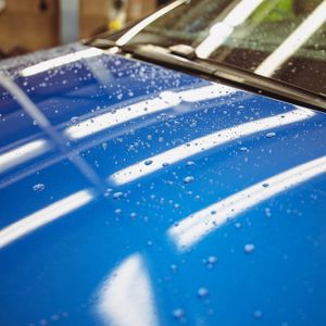 Meguiar's Ultimate Liquid Car Wax 473ml – Durable Shine with Towel & Applicator