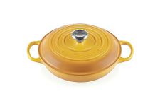 Le Creuset Signature Enamelled Cast Iron Shallow Casserole Dish with Lid, 26 cm, 2.2 litres, Nectar, 21180266724430