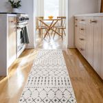 Deerly Runner Rug for Hallways, Moroccan Boho Machine Kitchen Runner Rug Non Slip 2'6''x8' Washable Runner Rugs with Rubber Backing Soft Carpet Runner for Kitchen Laundry Bedroom, Off White/Grey