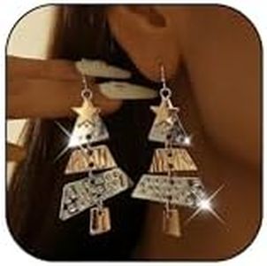 Tree Holiday Christmas Earrings for Women, Fashion Jewelry Accessory, Christmas Outfit Styling, Classic Look, Gift Ready Accessory