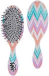 Wet Brush Kids Detangler- Detangling Knots, Snag-Free, Anti-Static Brush, Intelliflex Bristles, No pain, Split-Ends & Hair Breakage, Chevron Print, Easy Hold, Child-Friendly Size