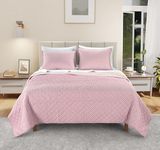 IZOD - Cotton Percale Quilt Set, Wrinkle Resistant Bedding, Ultra-Soft & Reversible Bedspread (2-Piece, Twin/Pink Mosaic)