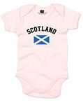 Brand88 - Scotland Flag Baby Grow, UK Country Pride, Perfect Novelty Gift. 100% Cotton, Short Sleeve Bodysuit Vest, Boy & Girl Newborn Clothing Romper (Powder Pink 3-6 Months)