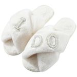 Bride Slippers I Do Slippers Women's Wedding Shoes for Bride Plush Furry Warm White Slippers Open Toe Cozy Fluffy Bridal Party Wedding Slippers Fuzzy Soft House Slippers for Bachelorette Party (7-8)