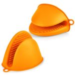 AUAUY 1 Pair Mini Silicone Oven Mitts, Heat Resistant Pot holders Mitts, Cute Oven Pinch Grip Gloves, Small Potholders for Kitchen, Air Fryer Mitts Pair for Cooking, Baking and Grilling (Orange)