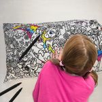 Mifidoozart Colouring Kids Pillowcase - Pillow Cover with 16 Colour Fabric Markers - Soft Polyester Fabric, Fun Art & Motivational Gift (Colouring Pillowcase - Unicorns Rainbows)