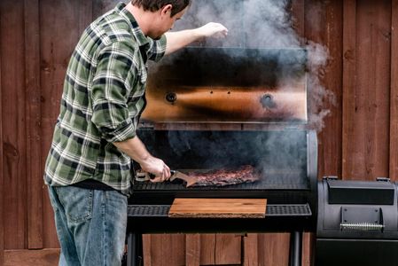 Char-Broil Oklahoma Joe’s Highland Smoker – Black, 145x85x135cm