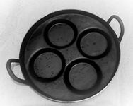 Madurai Famous Food Grade Black Iron 4pit Mini Uthappam Maker (Multi Snack, Mini Pancake Tawa Crepe Maker Egg Mold) (Double Iron Handle Tawa)