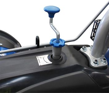 Hyundai Petrol Yard Sweeper – 100cm Wide Outdoor Cleaning Machine