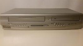 Sylvania Dual Deck DVD/VCR Combo SR