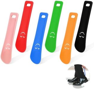 Abeillo Pack of 6 Mini Shoehorn, 3.7 x 15 cm, Small Plastic Children's Shoehorn, Short, Smooth Shoe Horn with Hanging Hole, for All Foot Sizes for Men, Women, Children (Multi-Colour), multicoloured