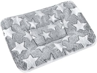 catadog Small Animal Bed Mat, Soft & Warm, Suitable for Guinea Pig, Hamster, Rabbit, Rat and Bearded Dragon (X-Large(13.3''x9.4''), Star Grey)